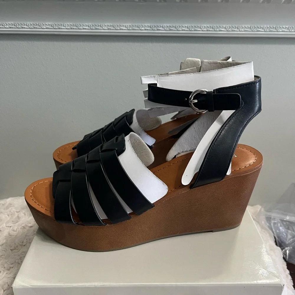 Marc Fisher Pastya ankle‎ strap heel wedge sandal black NEW 10